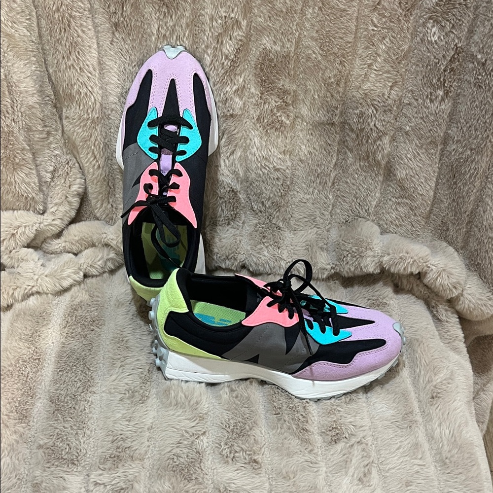 New Balance Women's Multicolor Sneakers - Pink, Green, Black